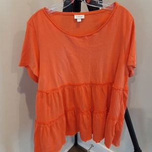 2X Orange 3 Tiered Short Sleeve top. Casual, cute, flirty.
